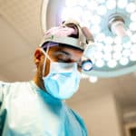 Kirurg Daniel Saiepour operation